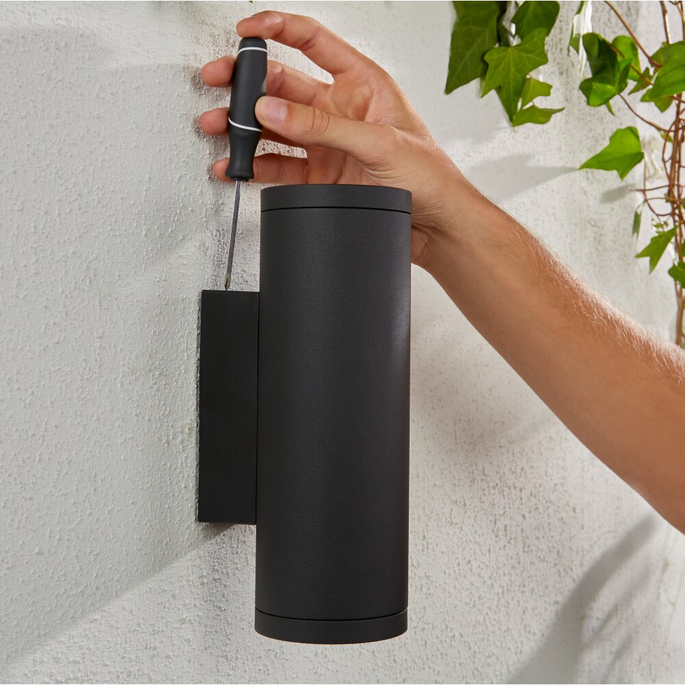 Hue appear deals outdoor wall light