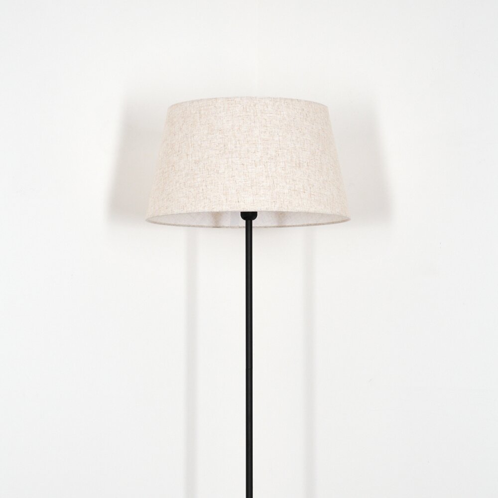 Bassagoda floor lamp black, 1-light source