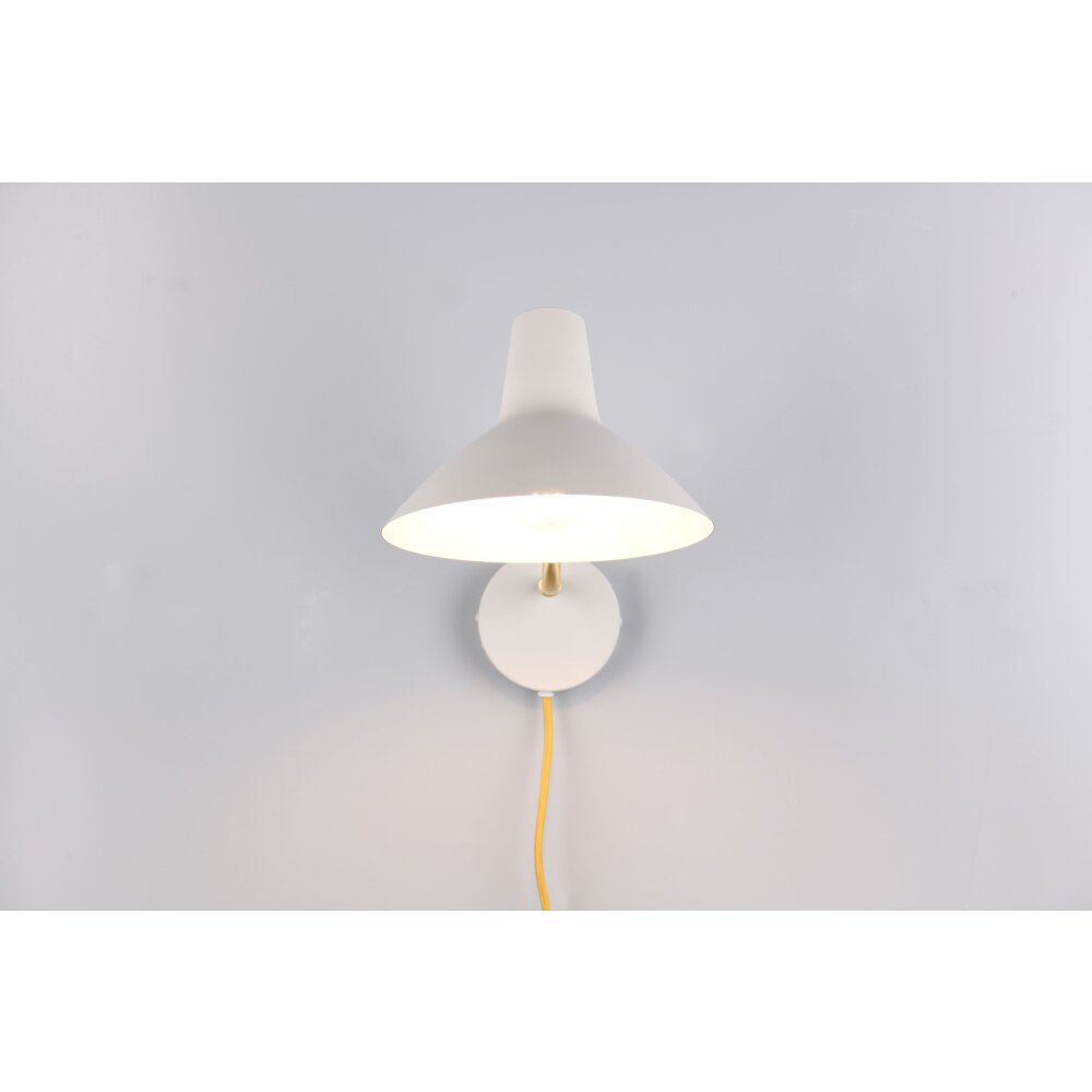 Trio lights Traveller wall light grey, 1-light source